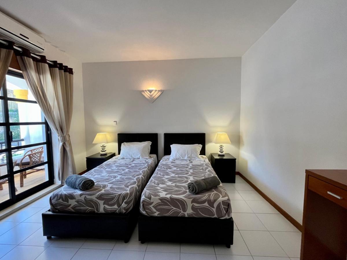 קארבואירו Apartment 136 Carvoeiro מראה חיצוני תמונה